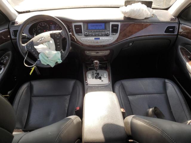 Photo 8 from auction – 2011 HYUNDAI GENESIS 3. with VIN KMHGC4DE3BU117873