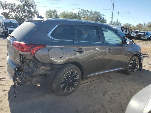 Photo 3 from auction – 2018 MITSUBISHI OUTLANDER with VIN JA4J24A59JZ069230