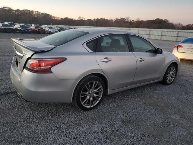 Photo 3 from auction – 2015 NISSAN ALTIMA 2.5 with VIN 1N4AL3AP8FC249331