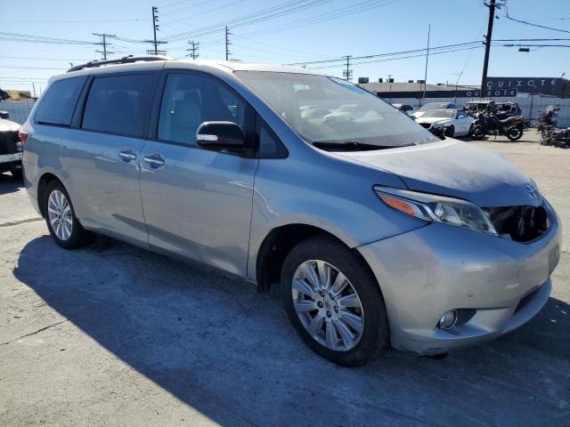 Photo 4 from auction – 2015 TOYOTA SIENNA XLE with VIN 5TDYK3DC3FS588307