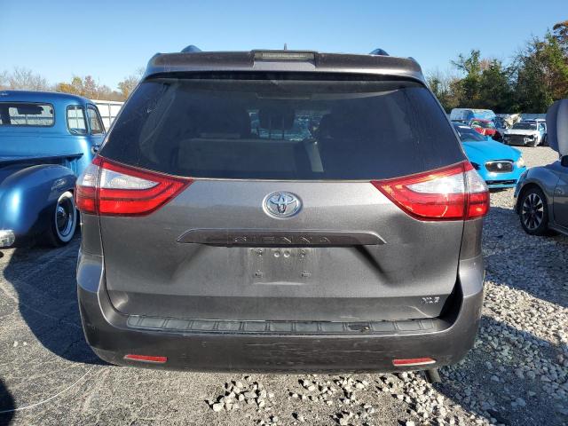 Photo 6 from auction – 2018 TOYOTA SIENNA XLE with VIN 5TDYZ3DC9JS943145