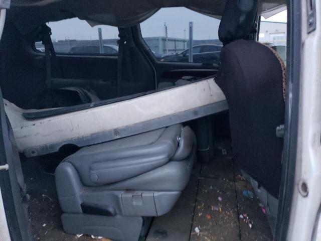Photo 11 from auction – 2006 CHRYSLER TOWN & COU with VIN 2A8GP64L46R640995