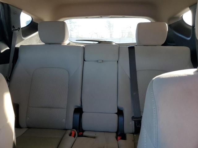 Photo 10 from auction – 2017 HYUNDAI SANTA FE S with VIN 5NMZU3LB0HH047583