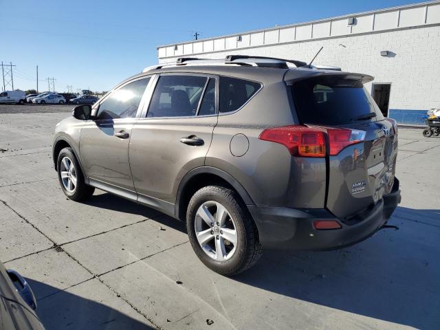 Photo 2 from auction – 2014 TOYOTA RAV4 XLE with VIN JTMRFREVXED065324