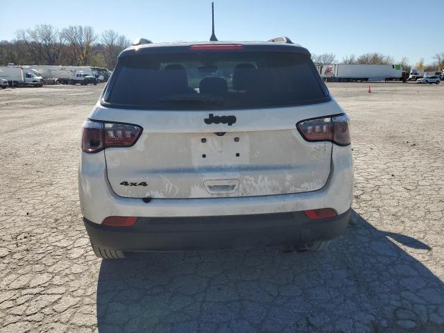 Photo 6 from auction – 2018 JEEP COMPASS LA with VIN 3C4NJDBB4JT433575