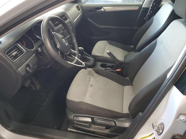 Photo 7 from auction – 2017 VOLKSWAGEN JETTA S with VIN 3VW2B7AJ1HM363545