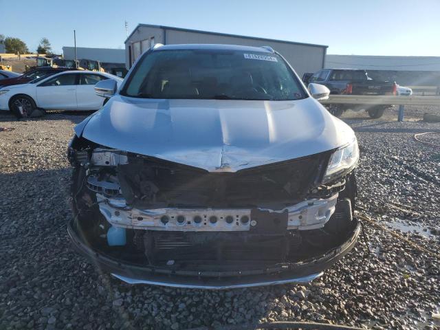 Photo 5 from auction – 2017 LINCOLN MKC SELECT with VIN 5LMCJ2C96HUL55509