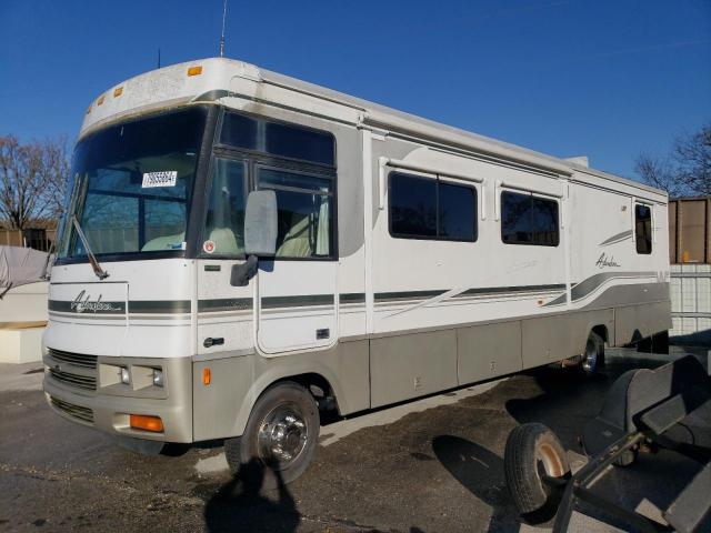 Photo 2 from auction – 2002 WINNEBAGO MOTORHOME with VIN 5B4MP67GX23348530