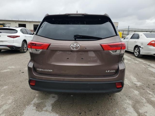 Снимка 6 от търг – 2018 TOYOTA HIGHLANDER с VIN 5TDBZRFH6JS812871