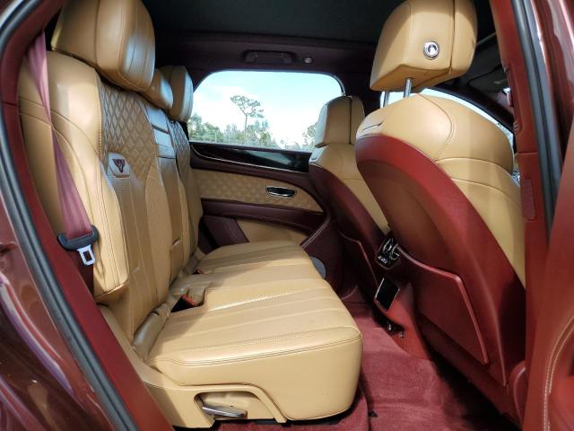 Photo 11 from auction – 2021 BENTLEY BENTAYGA with VIN SJAAM2ZV4MC033785