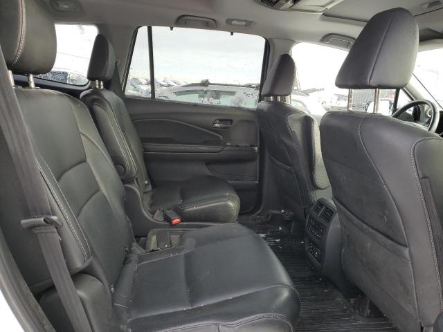 Photo 11 from auction – 2018 HONDA PILOT TOUR with VIN 5FNYF6H98JB501809