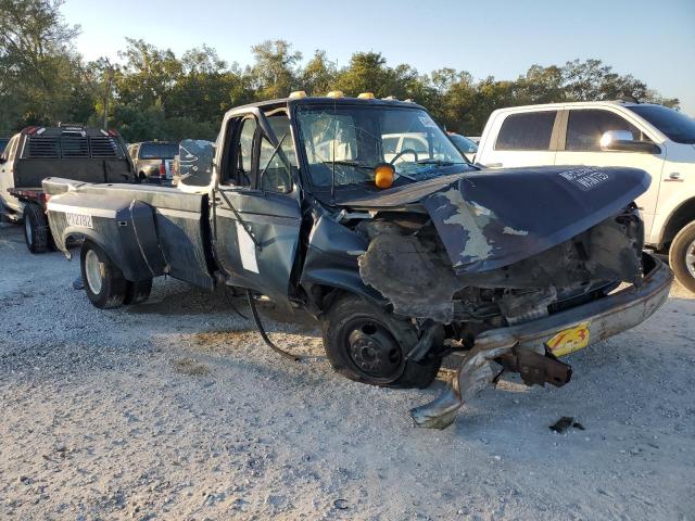 Photo 4 from auction – 1993 FORD F350 with VIN 2FDKF37M6PCA37537
