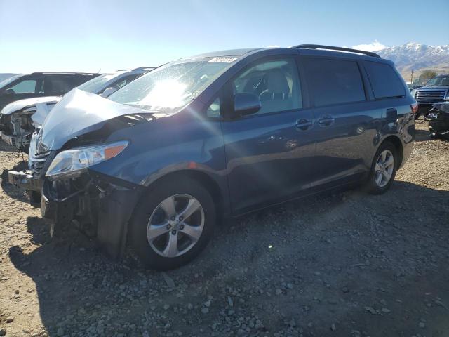Photo 1 from auction – 2015 TOYOTA SIENNA LE with VIN 5TDKK3DC0FS638361