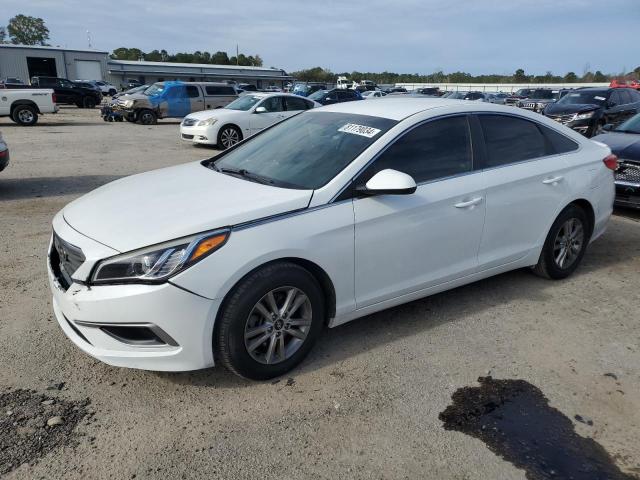 HYUNDAI SONATA SE 2017 with VIN 5NPE24AF7HH489201 - Photo from auction