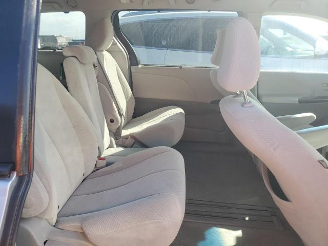Photo 11 from auction – 2014 TOYOTA SIENNA LE with VIN 5TDKK3DC1ES449832