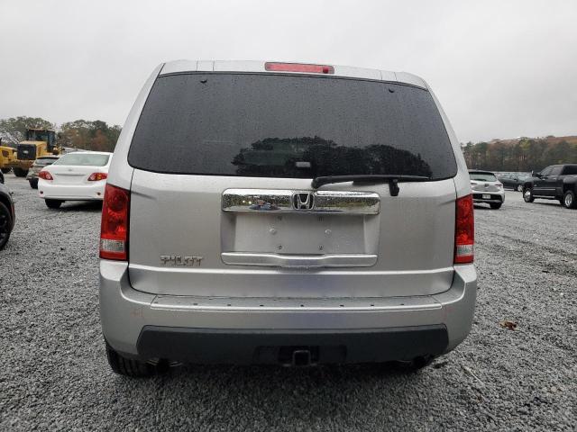 Foto 6 de la subasta – 2011 HONDA PILOT LX con VIN 5FNYF3H29BB053552