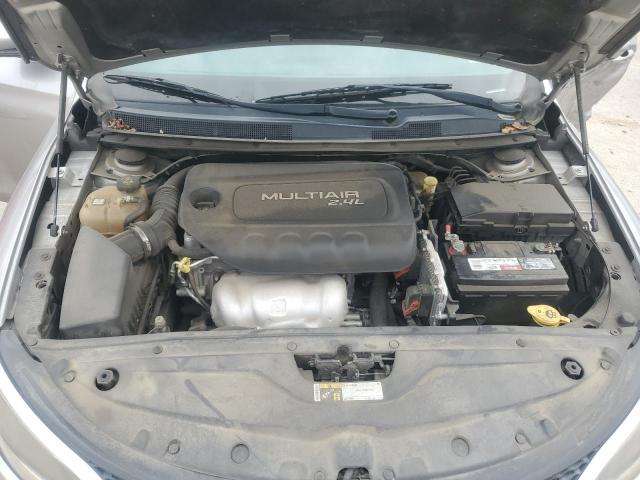 Photo 11 from auction – 2015 CHRYSLER 200 LIMITE with VIN 1C3CCCAB2FN758377