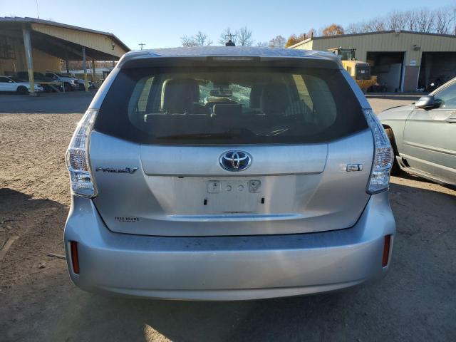 Photo 6 from auction – 2014 TOYOTA PRIUS V with VIN JTDZN3EU0E3341992