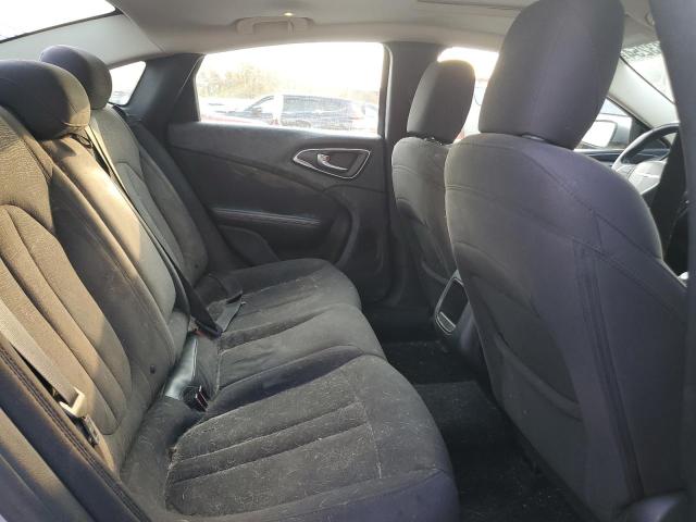 Photo 10 from auction – 2015 CHRYSLER 200 LIMITE with VIN 1C3CCCAB3FN636952