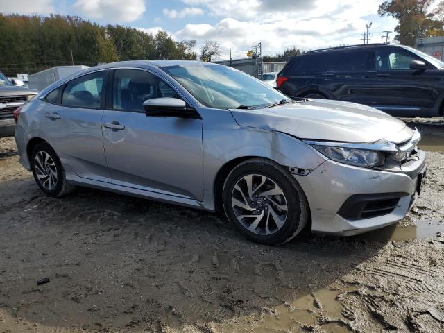 Photo 4 from auction – 2018 HONDA CIVIC EX with VIN 2HGFC2F77JH606573