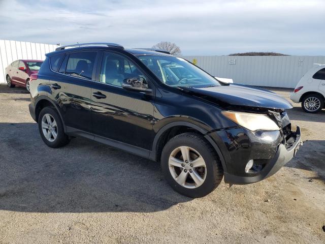 Photo 4 from auction – 2014 TOYOTA RAV4 XLE with VIN 2T3RFREV2EW170488