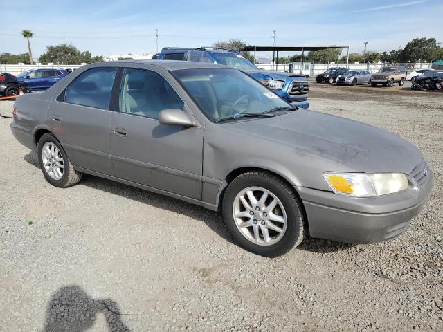 Photo 4 from auction – 2000 TOYOTA CAMRY LE with VIN JT2BF28K3Y0249731