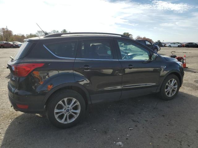 Photo 3 from auction – 2019 FORD ESCAPE SEL with VIN 1FMCU9HD7KUC44006