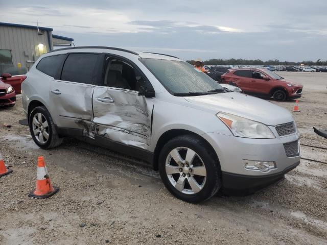 Photo 4 from auction – 2010 CHEVROLET TRAVERSE L with VIN 1GNLRHED6AJ228584