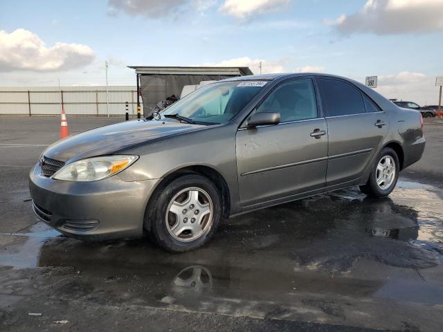 TOYOTA CAMRY LE 2003 with VIN 4T1BF32K33U543035 - Photo from auction