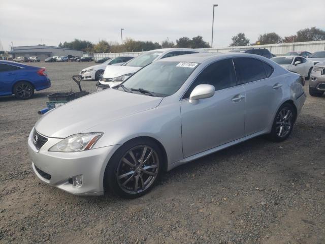 LEXUS IS 250 2008 مع رقم تعريف المركبة JTHBK262785053637 - صورة من المزاد