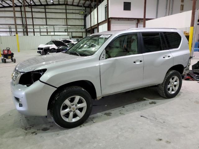 LEXUS GX 460 2010 with VIN JTJBM7FX8A5010027 - Photo from auction