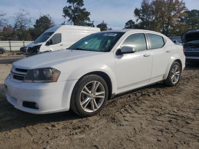 DODGE AVENGER SX 2014 مع رقم تعريف المركبة 1C3CDZCB6EN217733 - صورة من المزاد