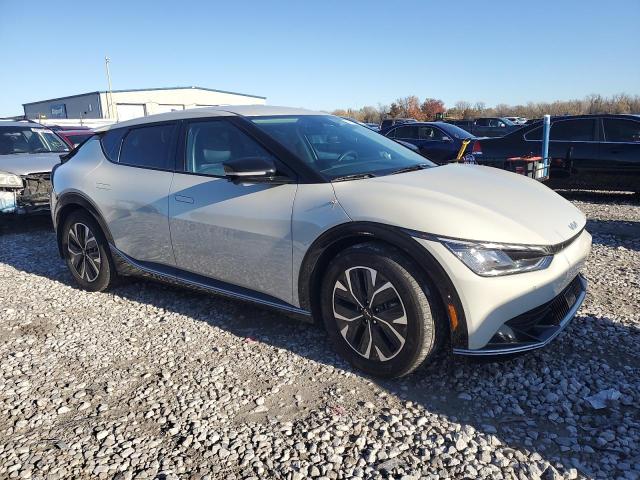 Photo 4 from auction – 2022 KIA EV6 LIGHT with VIN KNDC3DLC5N5028730