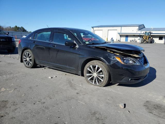 Photo 4 from auction – 2013 CHRYSLER 200 TOURIN with VIN 1C3CCBBB5DN500568
