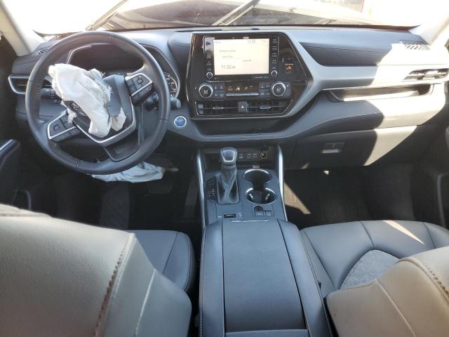 Photo 8 from auction – 2022 TOYOTA HIGHLANDER with VIN 5TDAARAH5NS509743