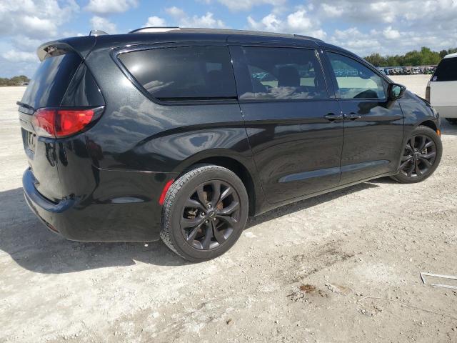 Photo 3 from auction – 2018 CHRYSLER PACIFICA T with VIN 2C4RC1BG8JR189308