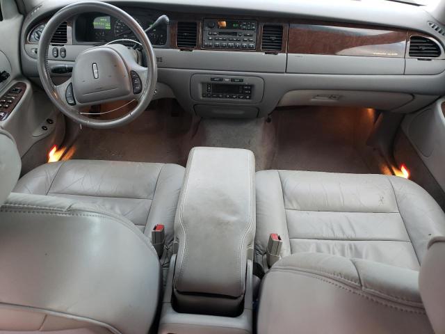 Photo 8 from auction – 2001 LINCOLN TOWN CAR E with VIN 1LNHM81W01Y680425