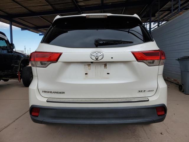 Photo 6 from auction – 2018 TOYOTA HIGHLANDER with VIN 5TDJZRFHXJS805045