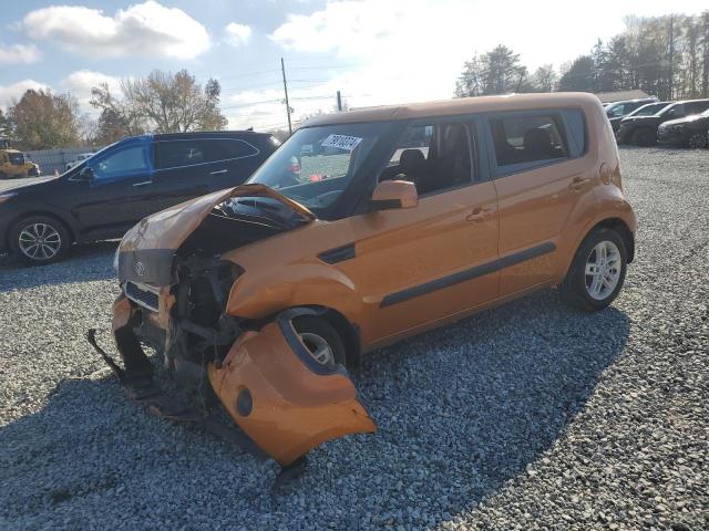 KIA SOUL + 2011 with VIN KNDJT2A22B7298195 - Photo from auction