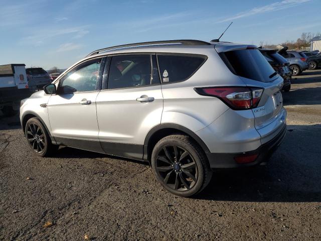 Photo 2 from auction – 2017 FORD ESCAPE SE with VIN 1FMCU9GD3HUB48593