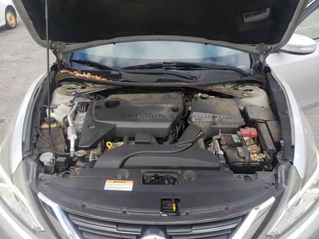 Photo 11 from auction – 2017 NISSAN ALTIMA 2.5 with VIN 1N4AL3AP5HC138965