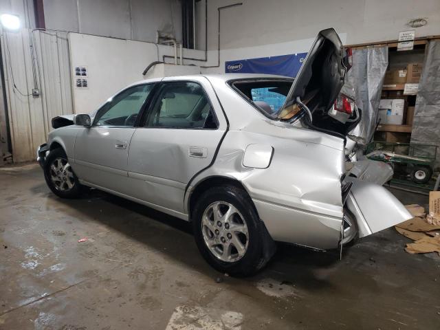 Photo 2 from auction – 2000 TOYOTA CAMRY CE with VIN 4T1BG22K8YU623400