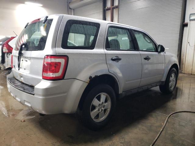 Photo 3 from auction – 2010 FORD ESCAPE XLS with VIN 1FMCU0C75AKD01679