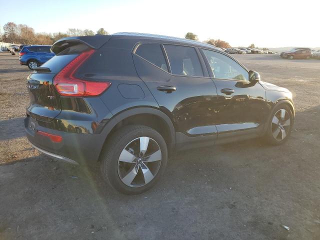 Photo 3 from auction – 2021 VOLVO XC40 T5 MO with VIN YV4162UK5M2570805