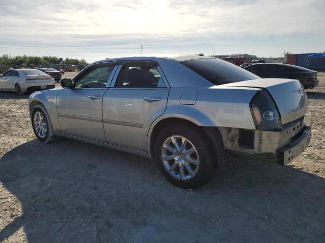 Photo 2 from auction – 2007 CHRYSLER 300 C with VIN 2C3KA53G07H896063