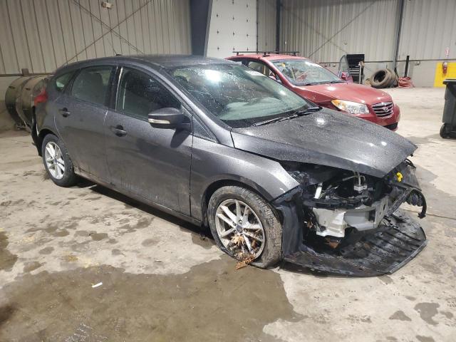 Zdjęcie 4 z aukcji – 2017 FORD FOCUS SE z VIN 1FADP3K28HL345452