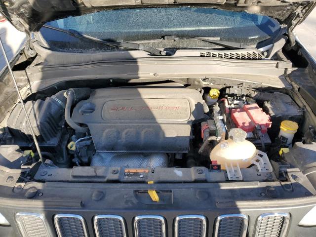 Photo 12 from auction – 2018 JEEP RENEGADE L with VIN ZACCJBBBXJPH75647