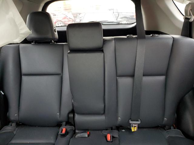 Photo 10 from auction – 2018 TOYOTA RAV4 LIMIT with VIN 2T3YFREV8JW450101