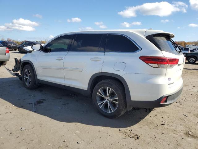 Photo 2 from auction – 2019 TOYOTA HIGHLANDER with VIN 5TDBZRFH9KS976679