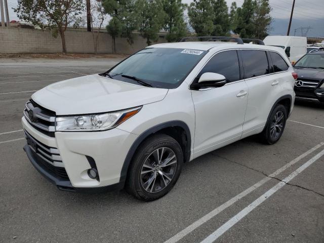 TOYOTA HIGHLANDER 2018 with VIN 5TDZZRFH8JS248557 - Photo from auction